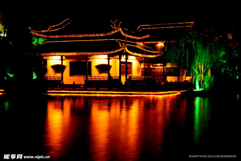 园林夜景