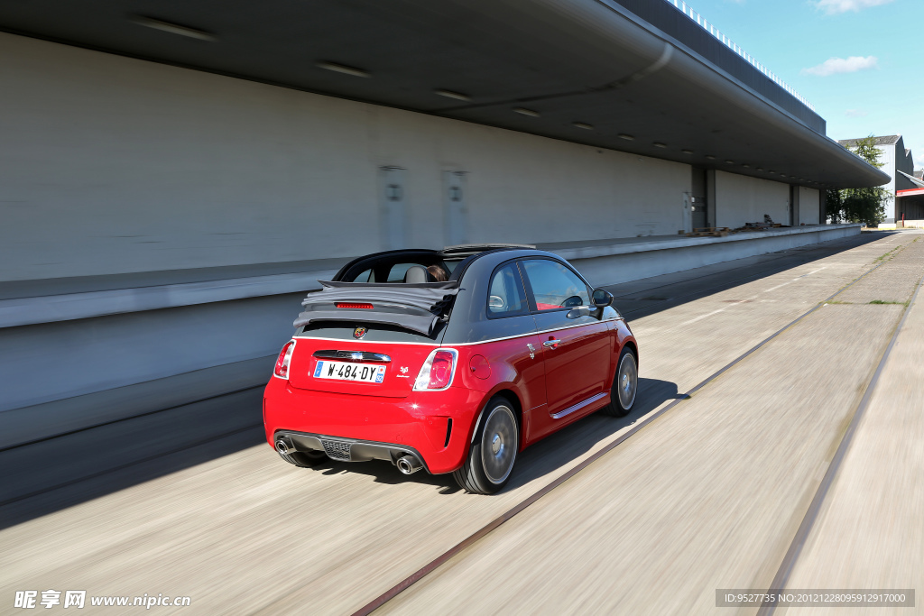 菲亚特Abarth 595C