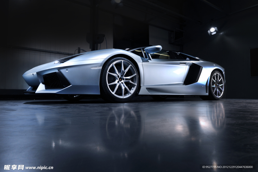 兰博基尼aventador