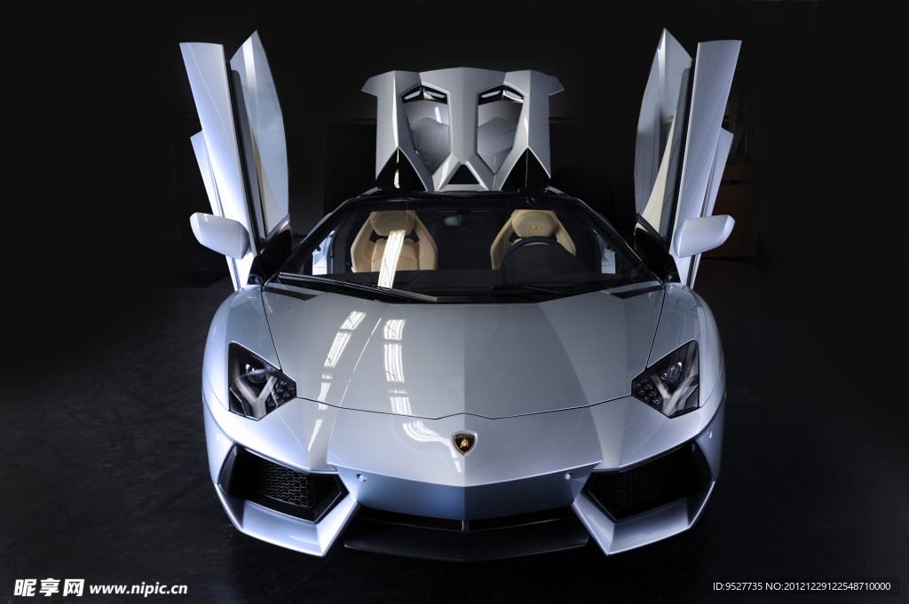 兰博基尼aventador