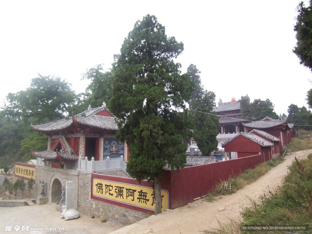 唐山寺全貌
