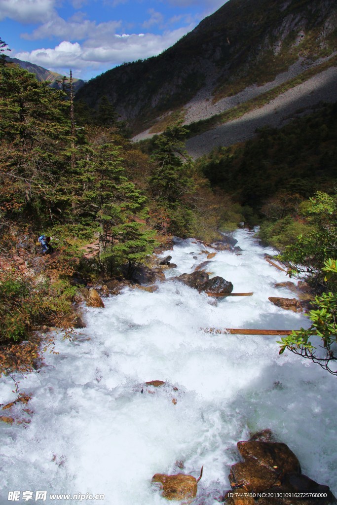 美丽木格措