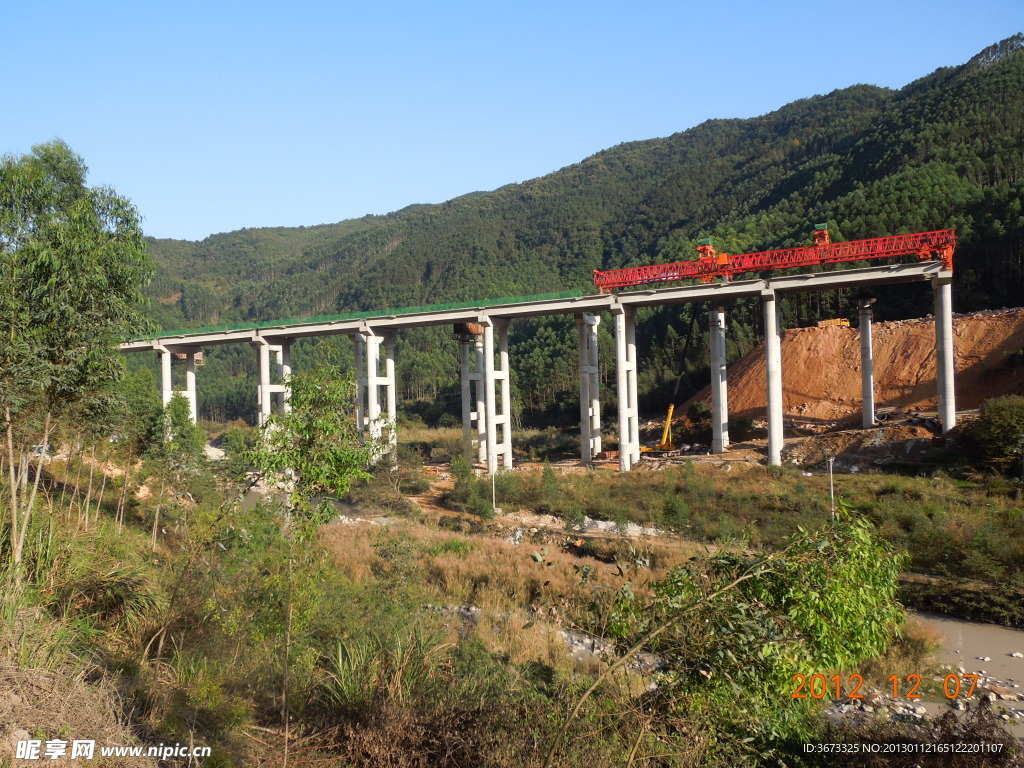 高速路 高架桥