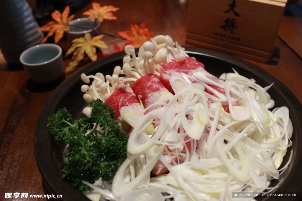 金针菇肥牛