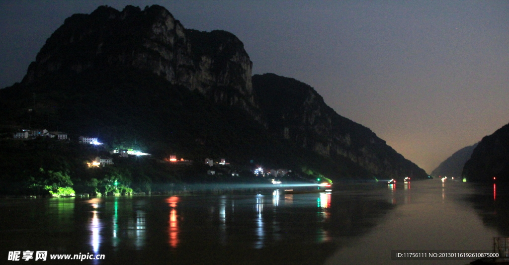 三峡夜景