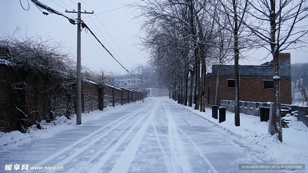 山村的雪