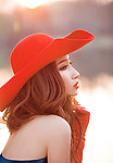 夕阳下的美女