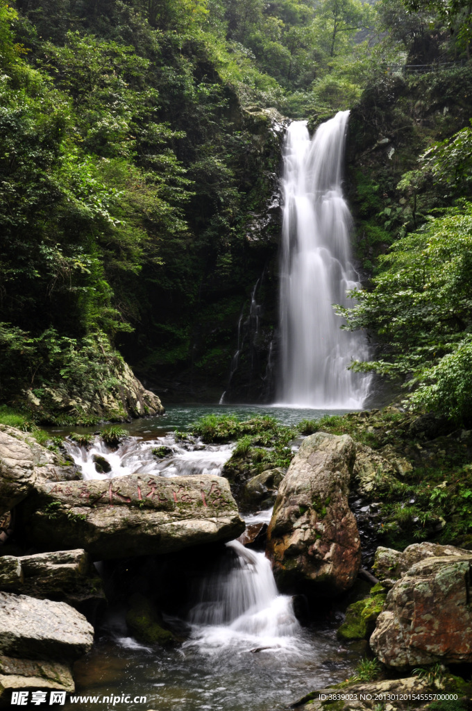 潺潺流水