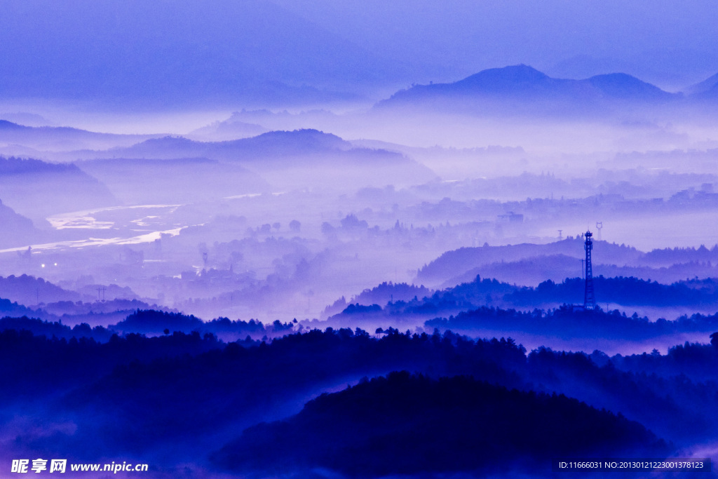 天排山晨曦