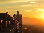 城市夕阳