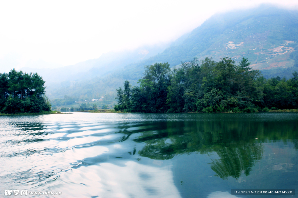 白水湖风景