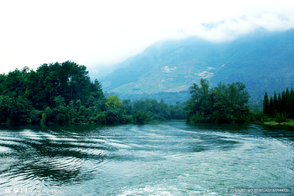 白水湖风景