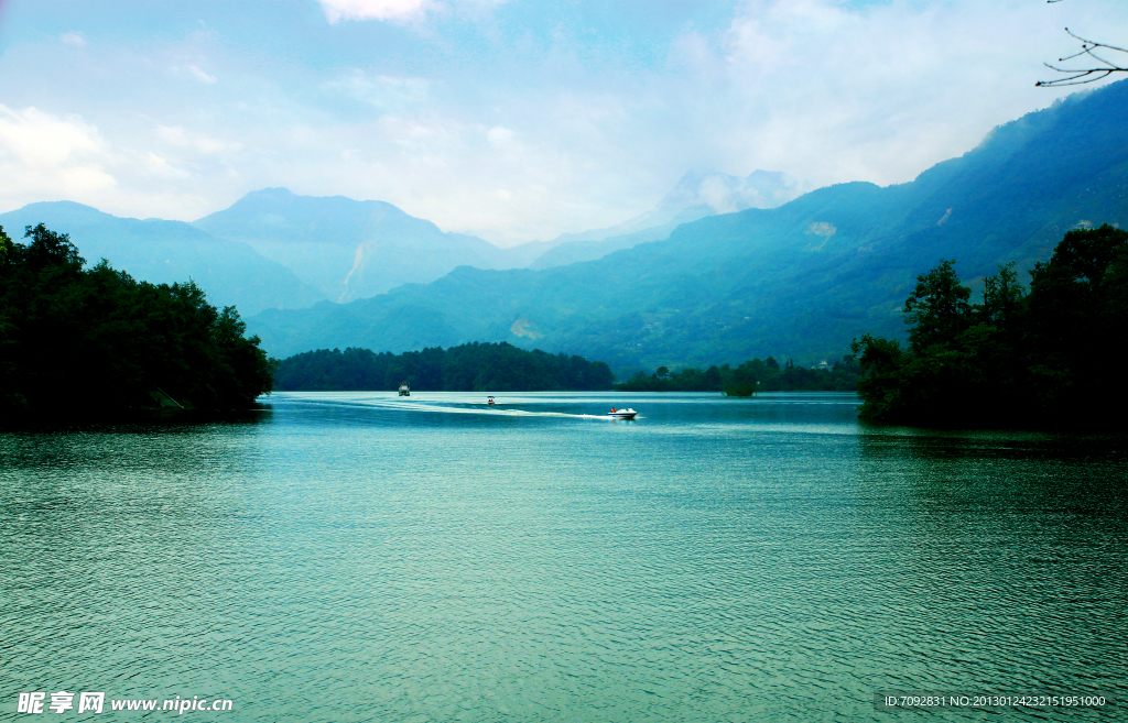 白水湖风景