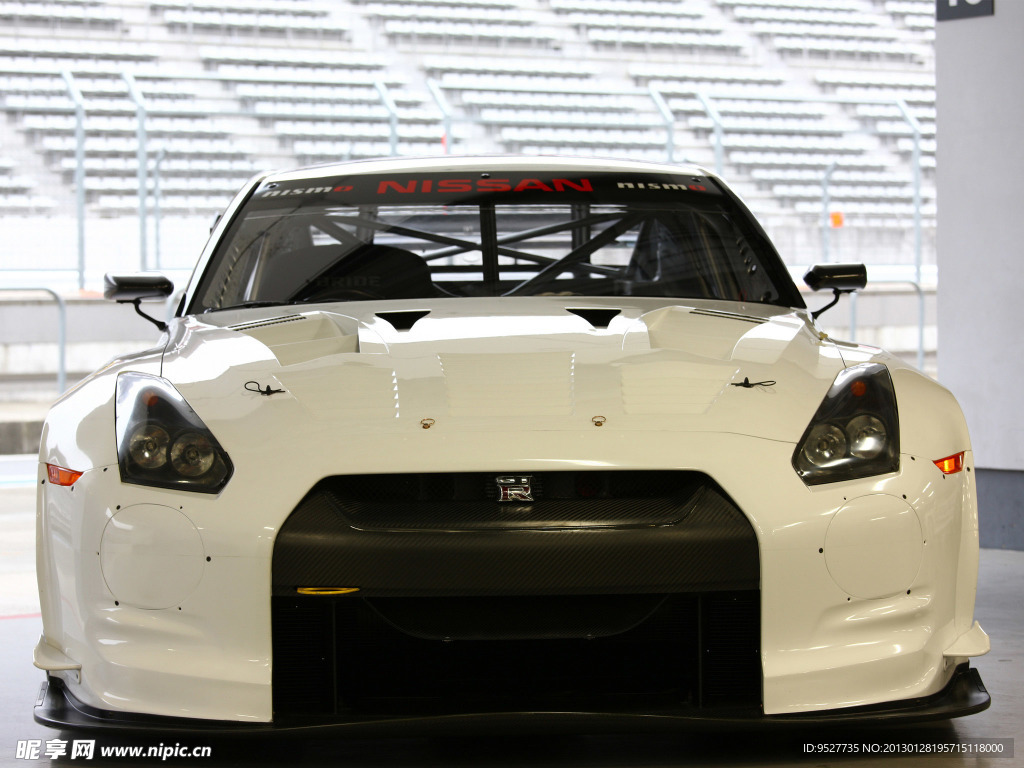 日产GTR