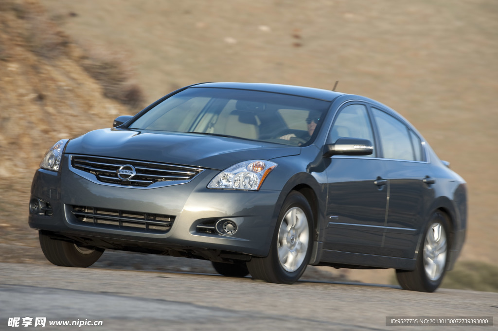 日产Altima