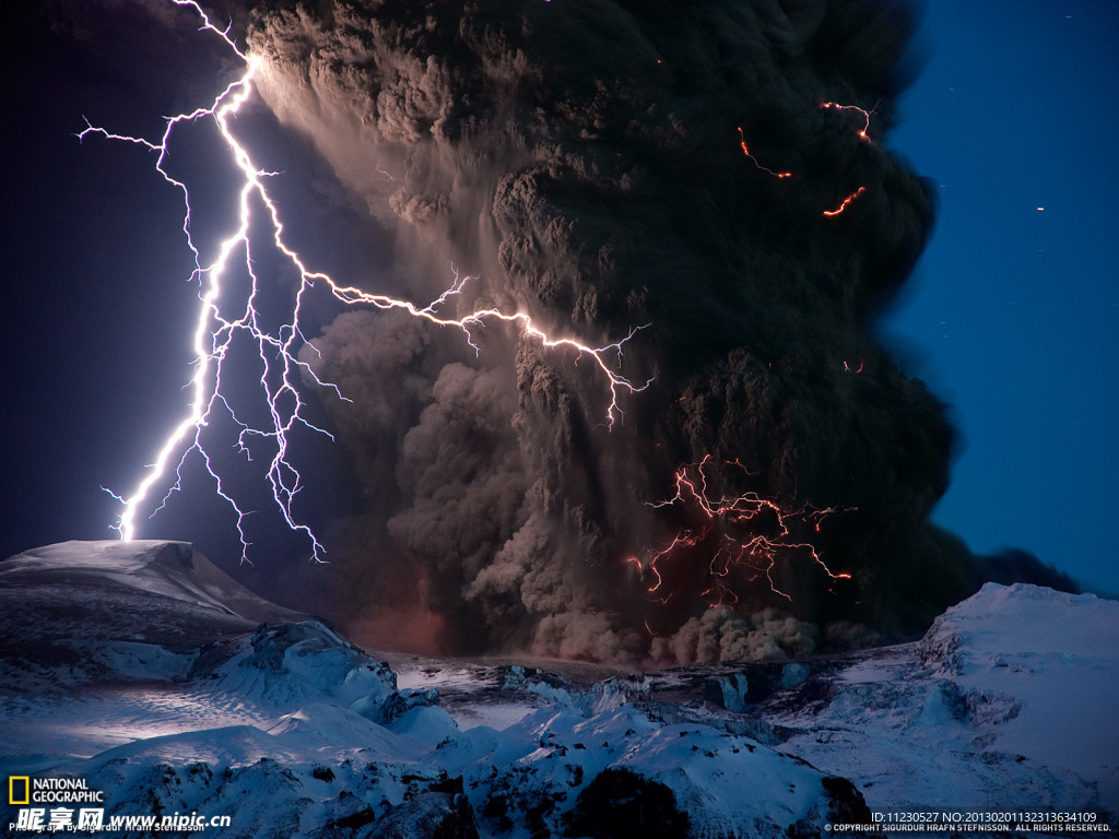 火山雷电