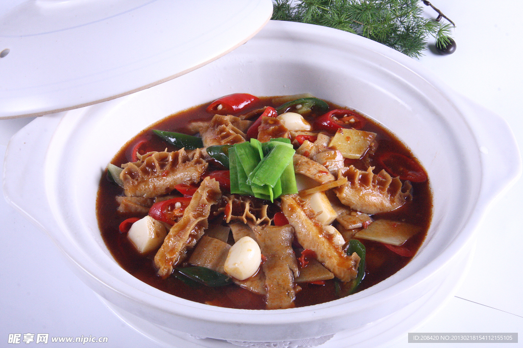 熬锅牛杂鉢