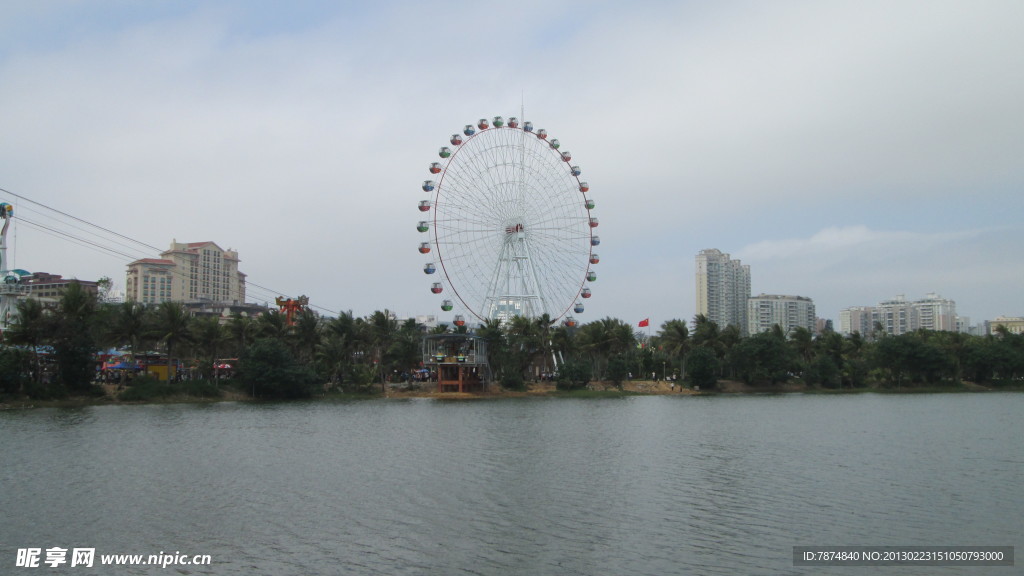 摩天轮 湛江市海滨公园