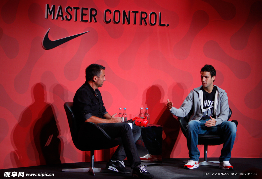 NIKE足球系列广告宣传平面