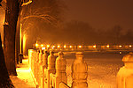 后海南沿灯火雪景
