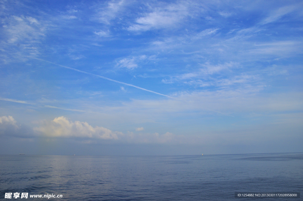 碧海蓝天