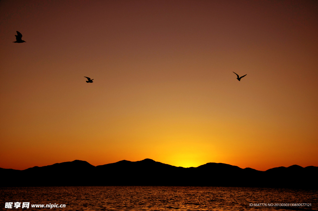 大海夕阳