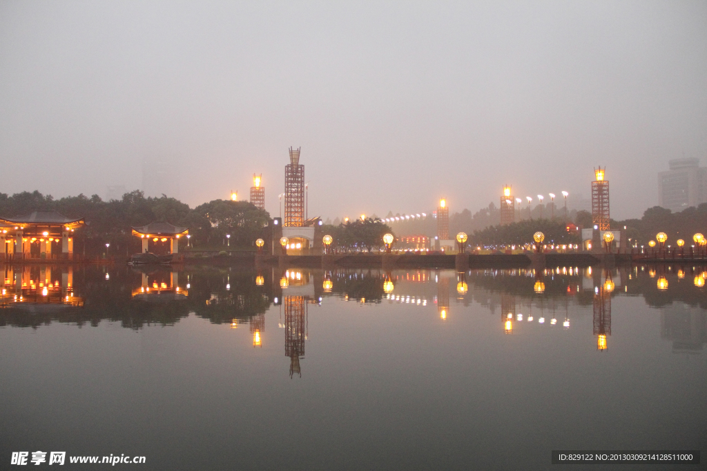 千灯湖公园夜景