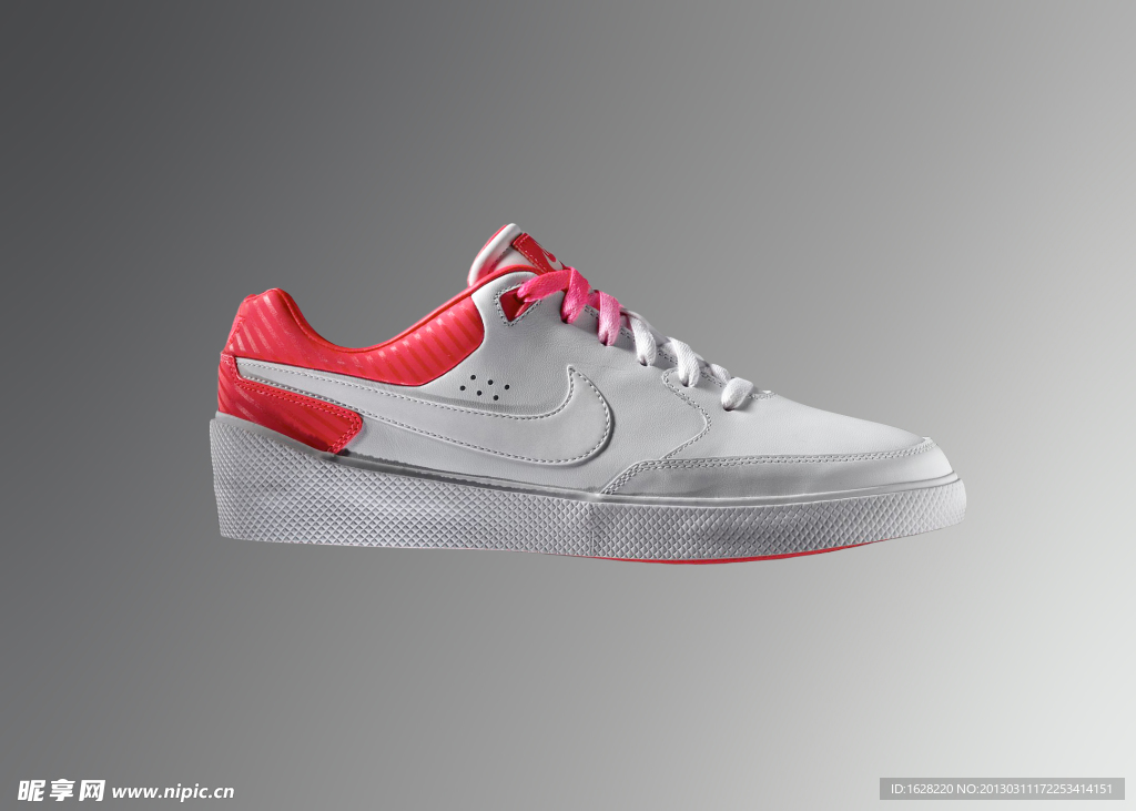 NIKE广告宣传平面广告