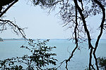 碧蓝湖水