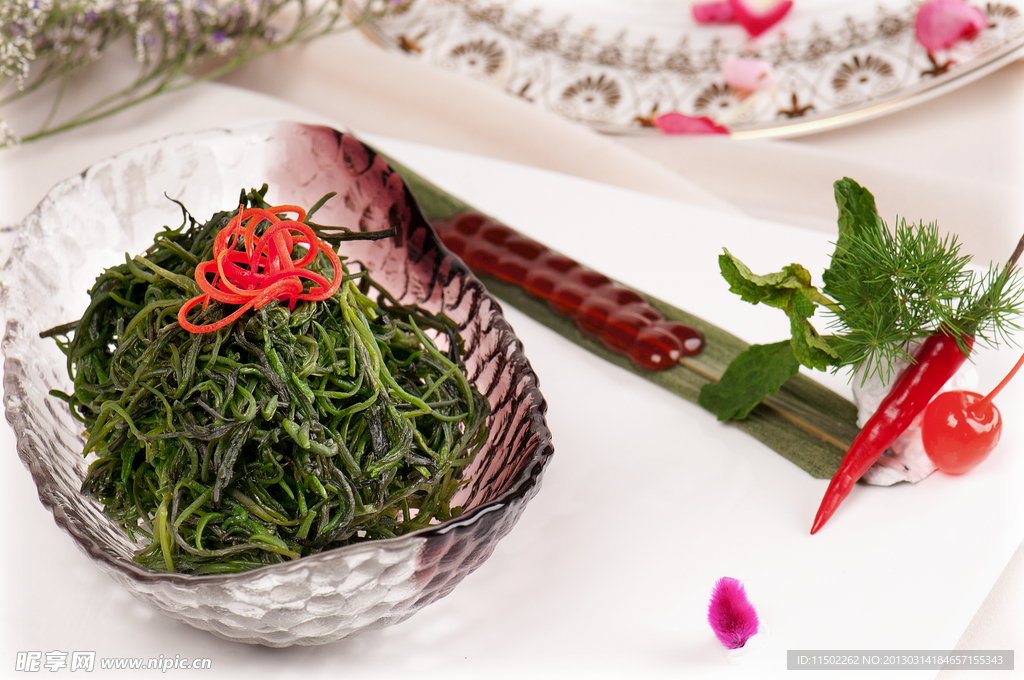 龙麦菜