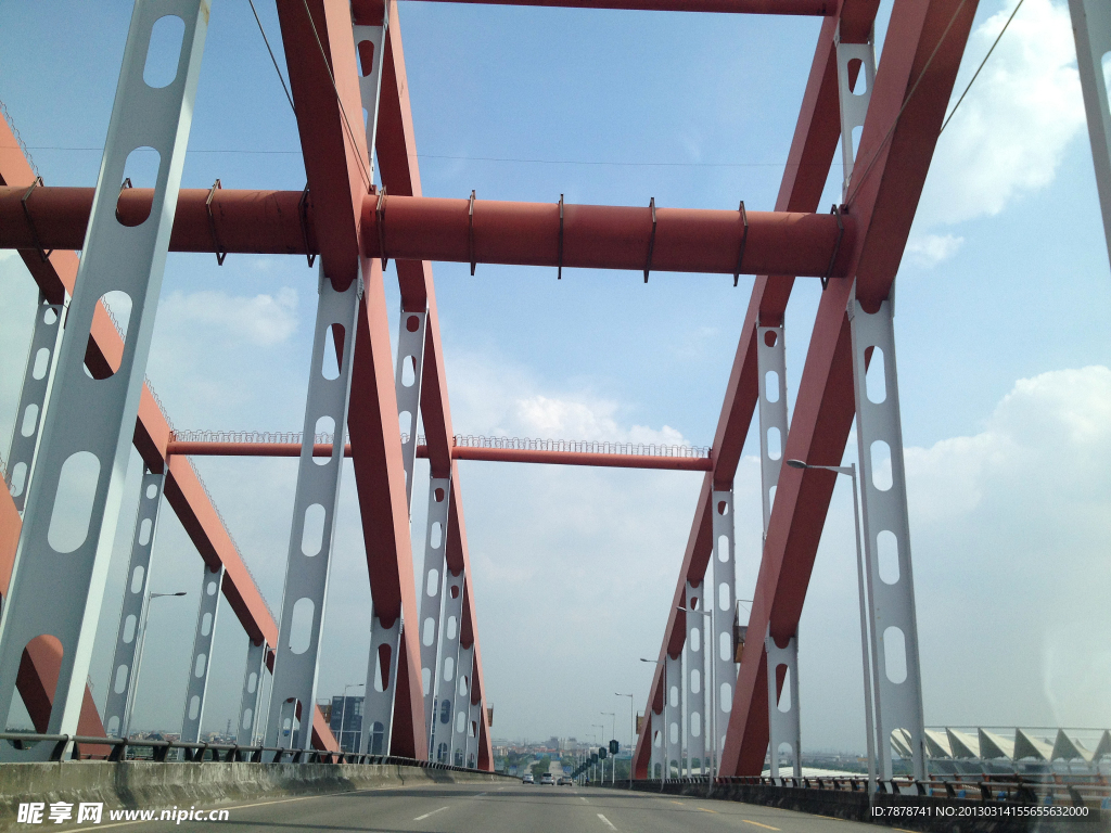 钢架结构大桥