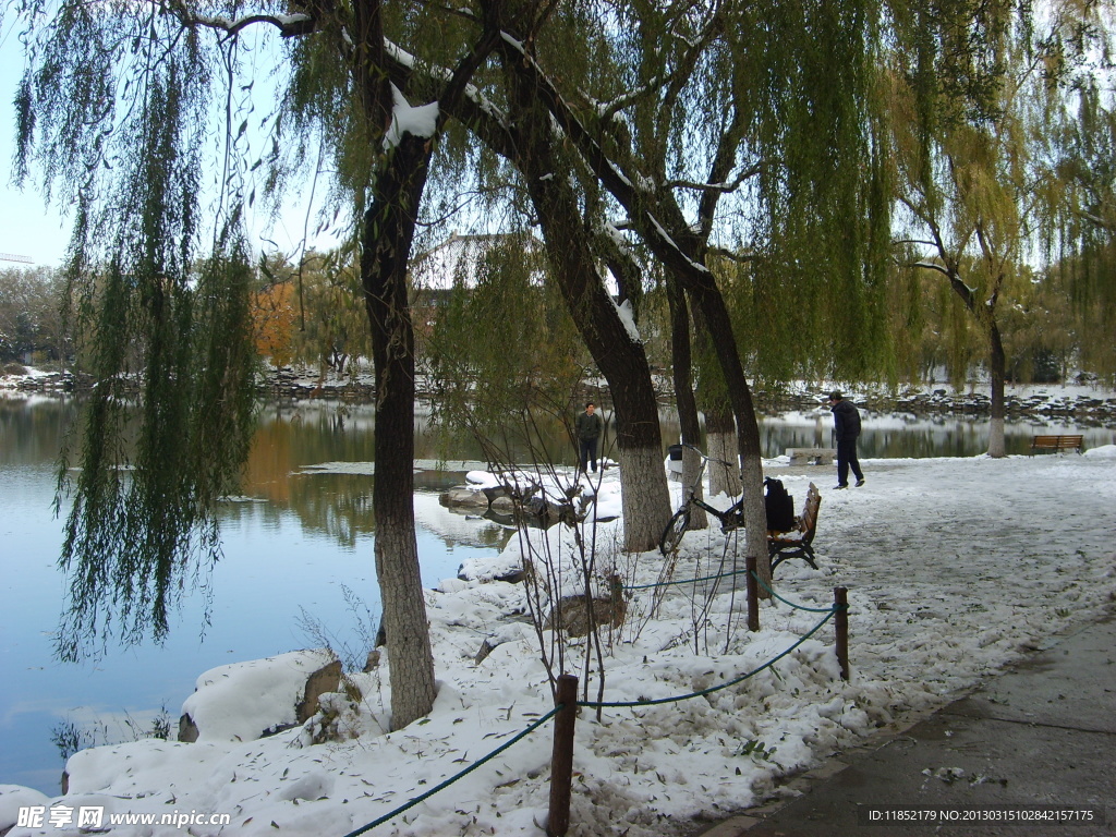 北京大学未名湖