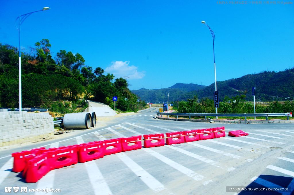 龙岗南澳一路风景山水