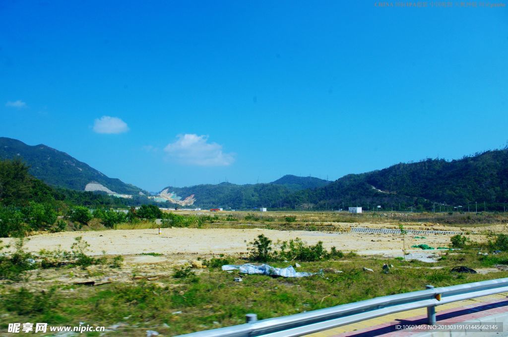 龙岗南澳一路风景山水