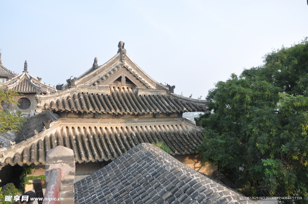 仿古屋顶