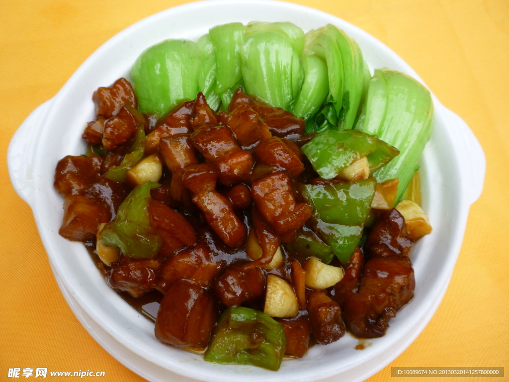 毛式红烧肉