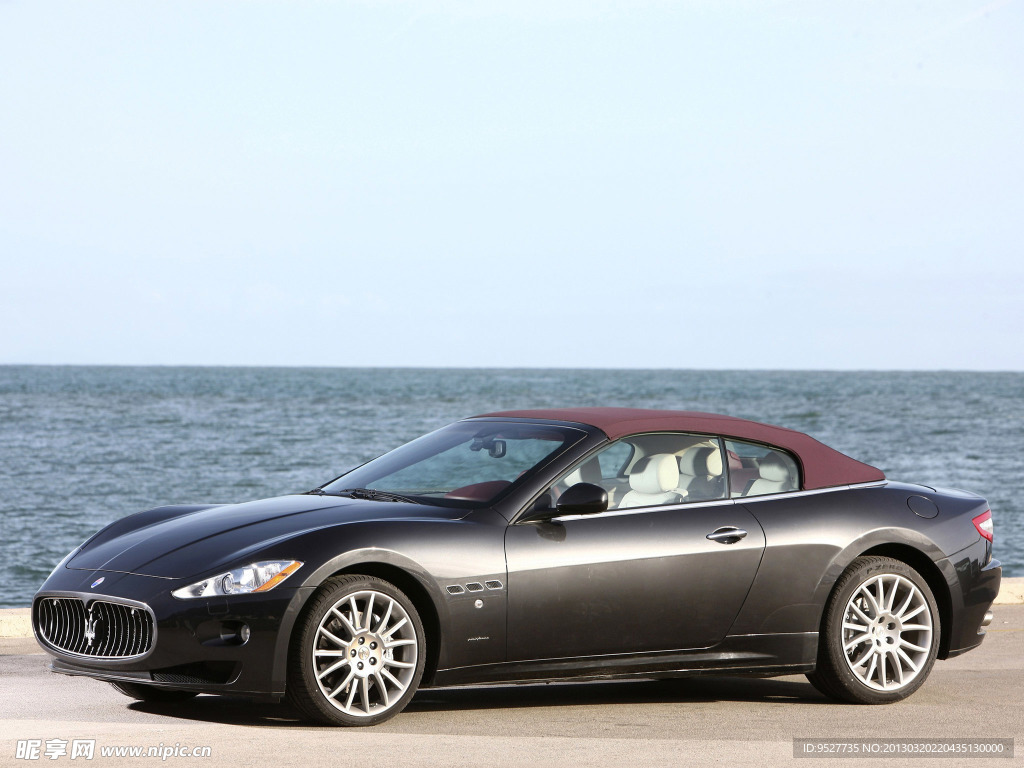 玛莎拉蒂GranCabrio