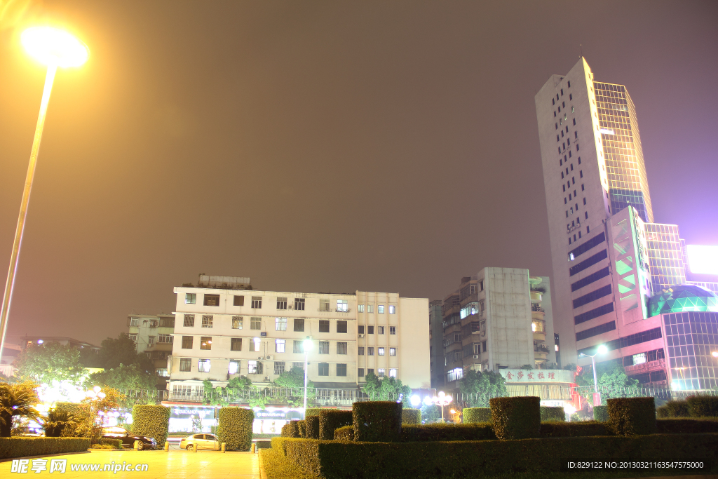 建筑夜景