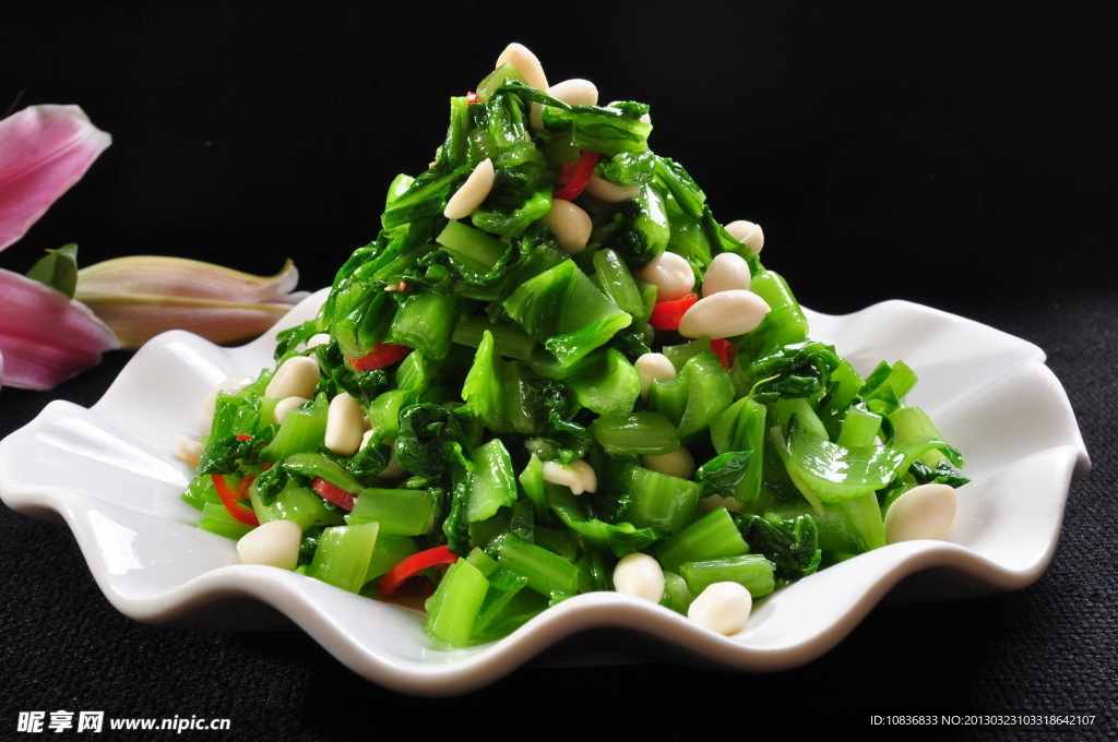 杏仁拌菠