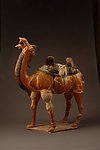 三彩载物骆驼俑