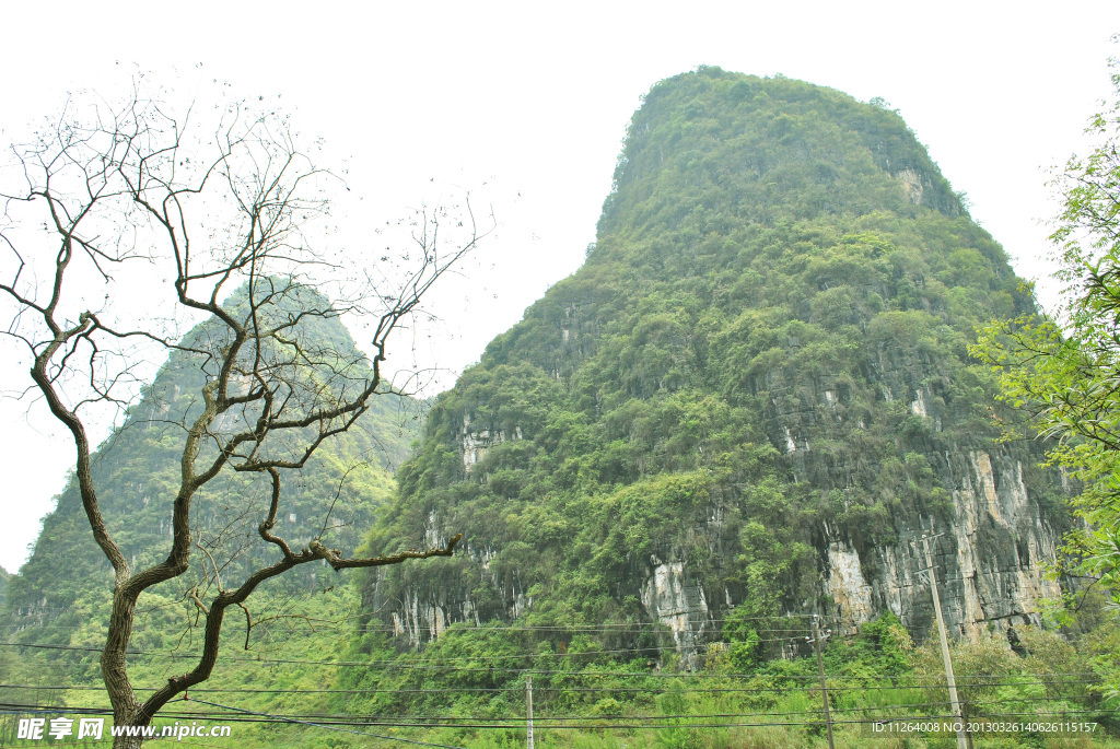 阳朔路边一角