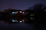 公园夜景 湖景 房子