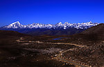 格聂雪山群峰