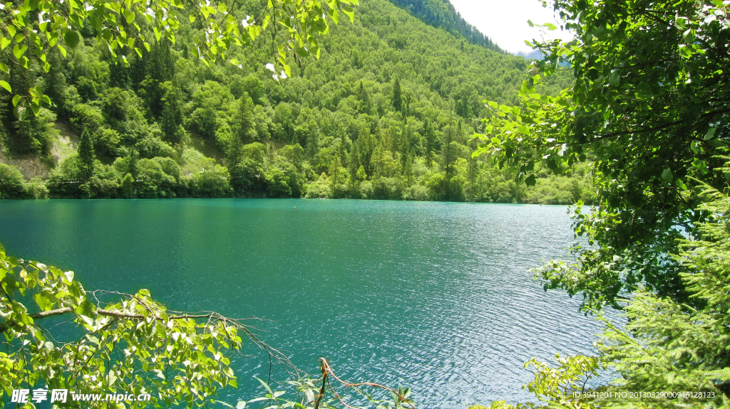 九寨沟湖面风景