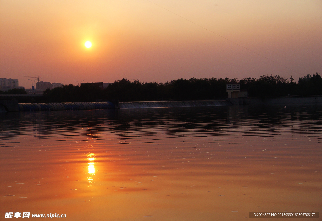 夕阳晚景