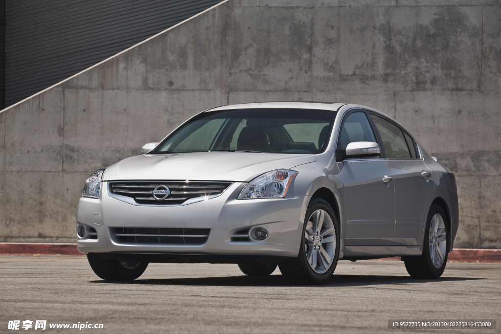 日产Altima