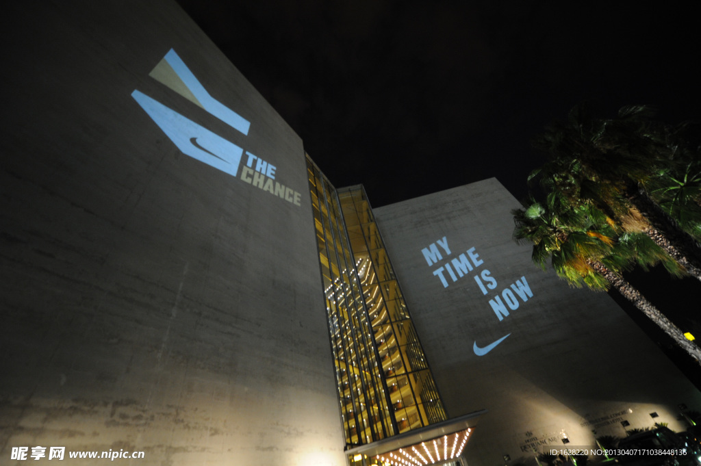 NIKE 青年足球