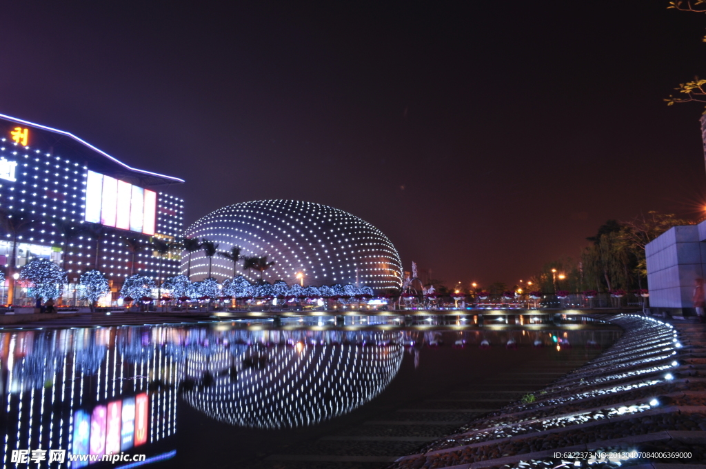 深圳保利剧院夜景