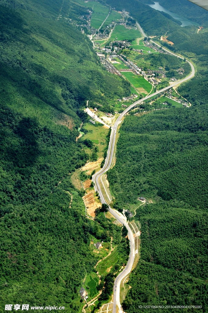 天路风景