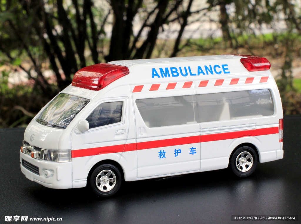 合金玩具 救护车